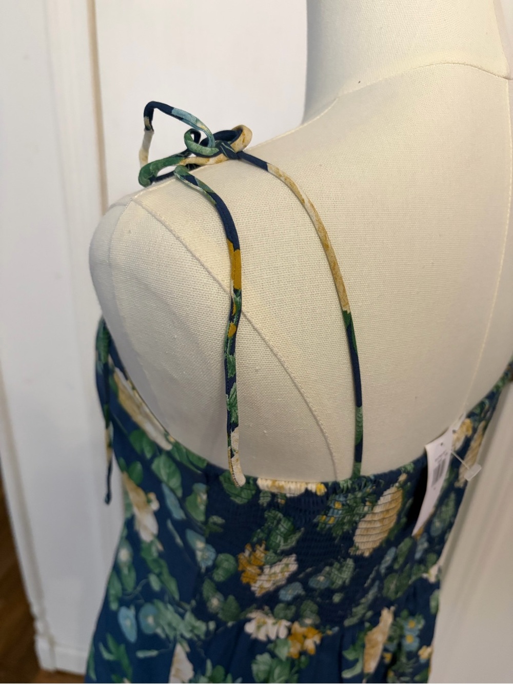 Navy Yellow Roses Floral Tie-Shoulder Mini Dress, NWT, Medium - Picture 11 of 11